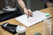 2025年，财富管理专业就业，是金饭碗还是烫手山芋？