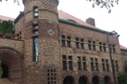 明尼苏达大学本科留学费用