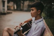 大学新生的他，将如何开启一段非凡的青春旅程？