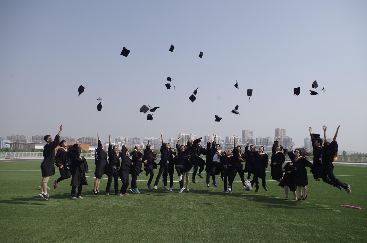 义乌教育局解答学生入学疑难